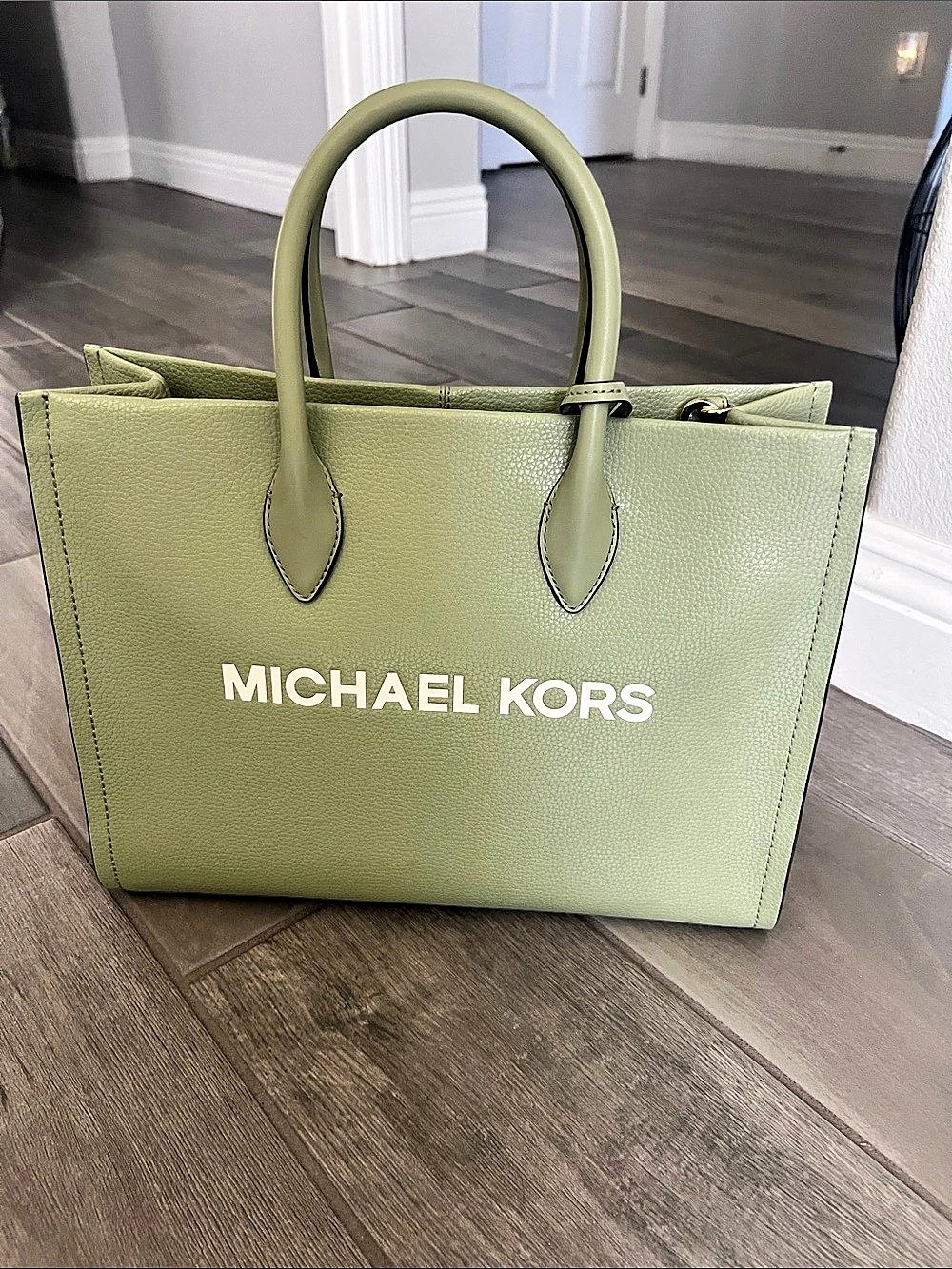 Michael Kors Kimberly Large Pebbled Leather Tote Bag Green